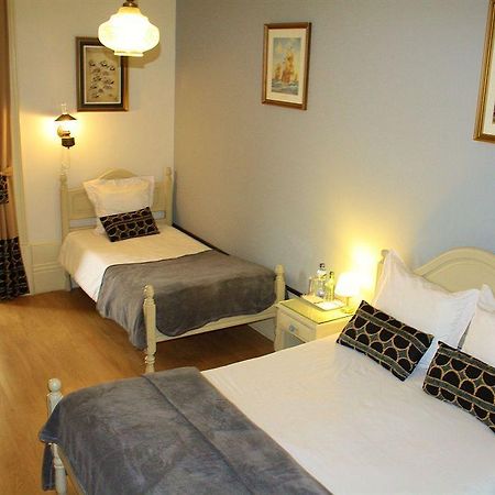 Alvares Cabral Guesthouse Porto Exterior photo