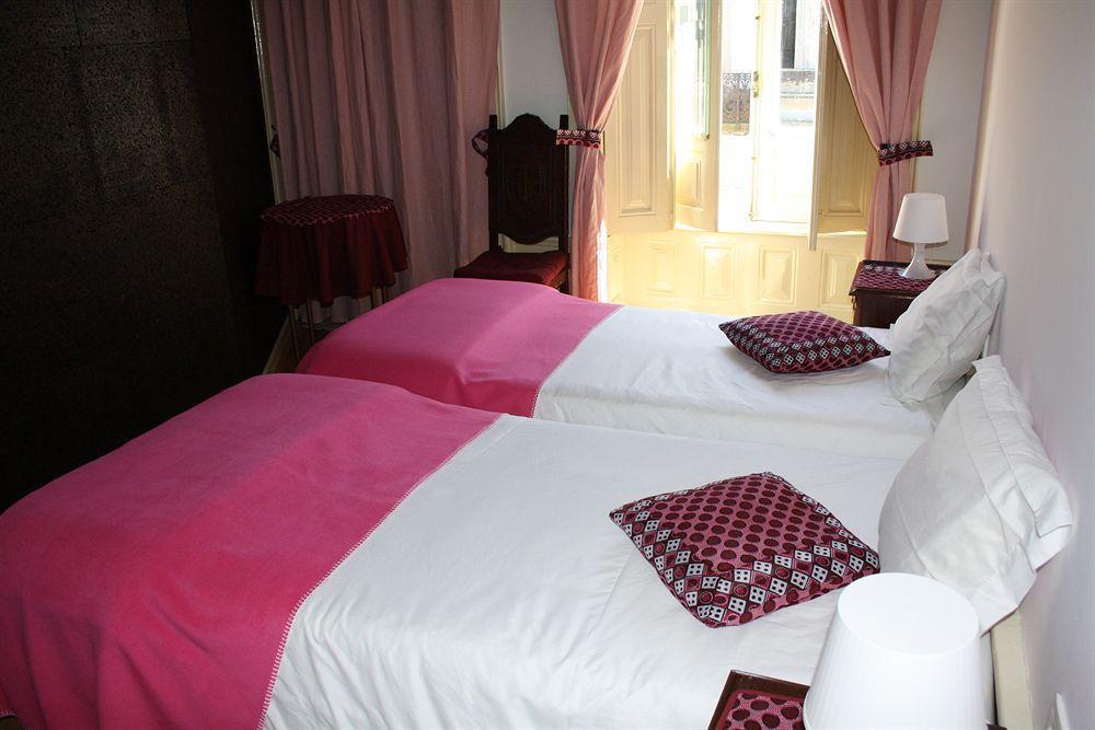 Alvares Cabral Guesthouse Porto Exterior photo