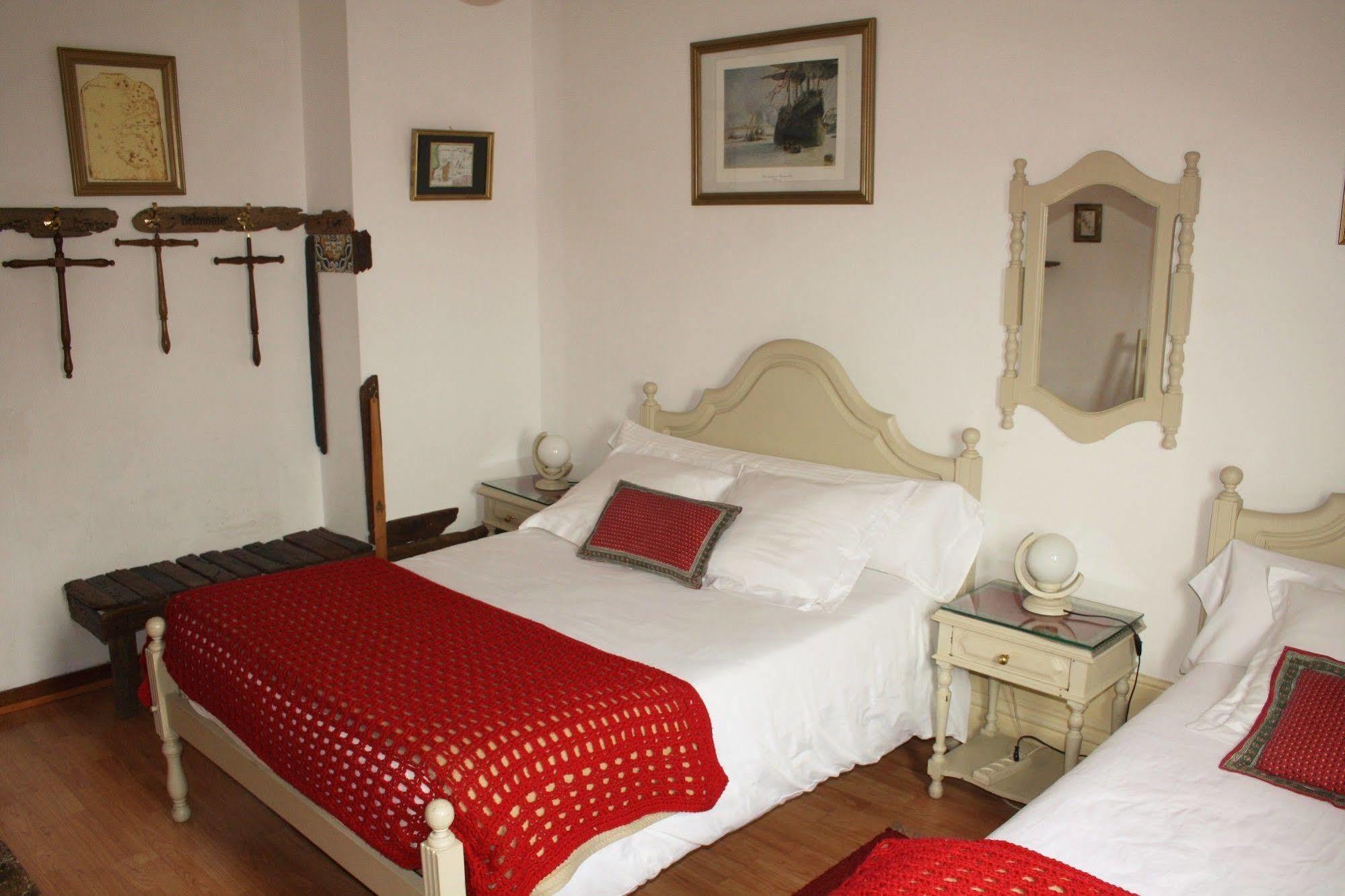 Alvares Cabral Guesthouse Porto Exterior photo