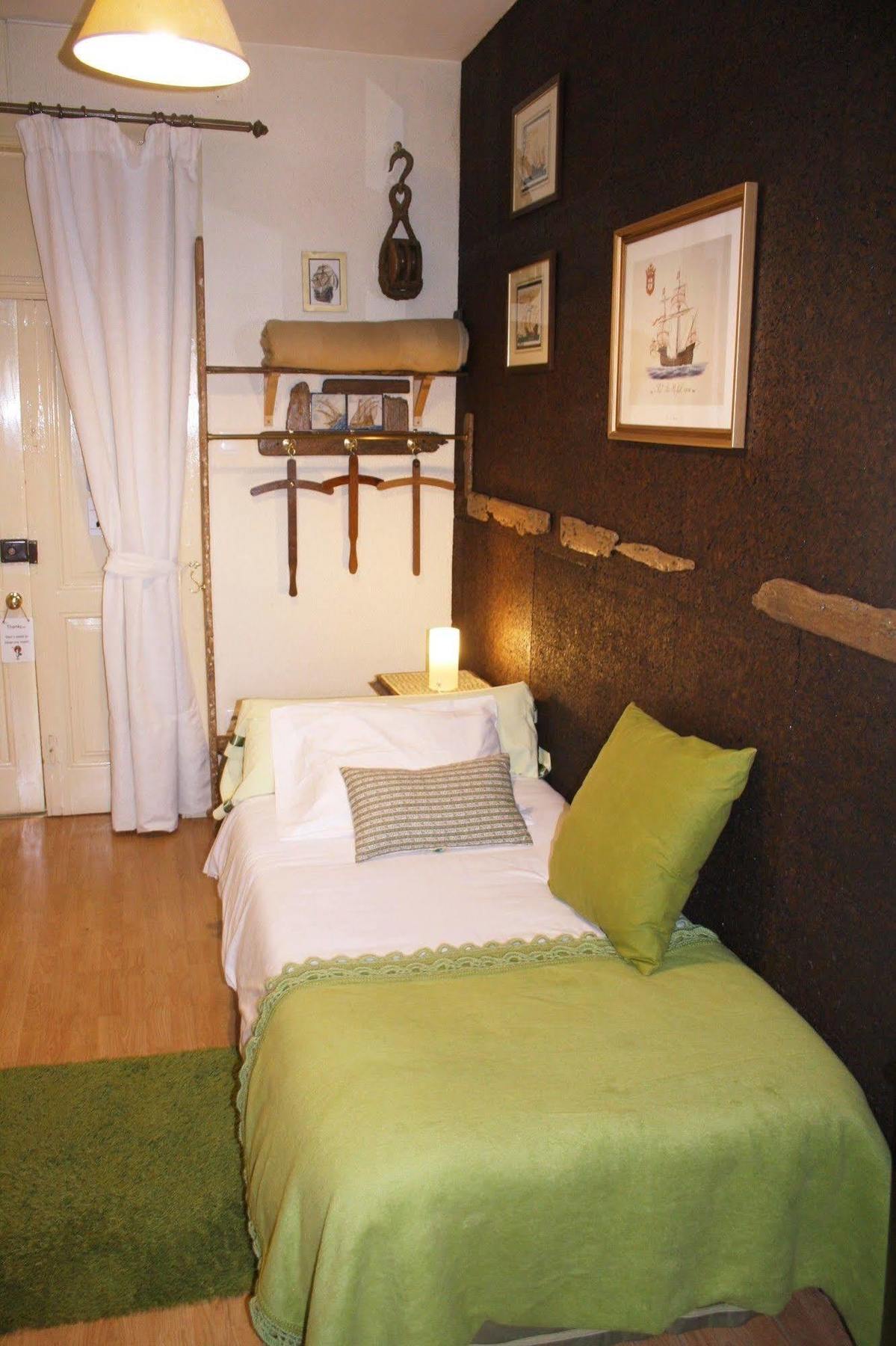 Alvares Cabral Guesthouse Porto Exterior photo