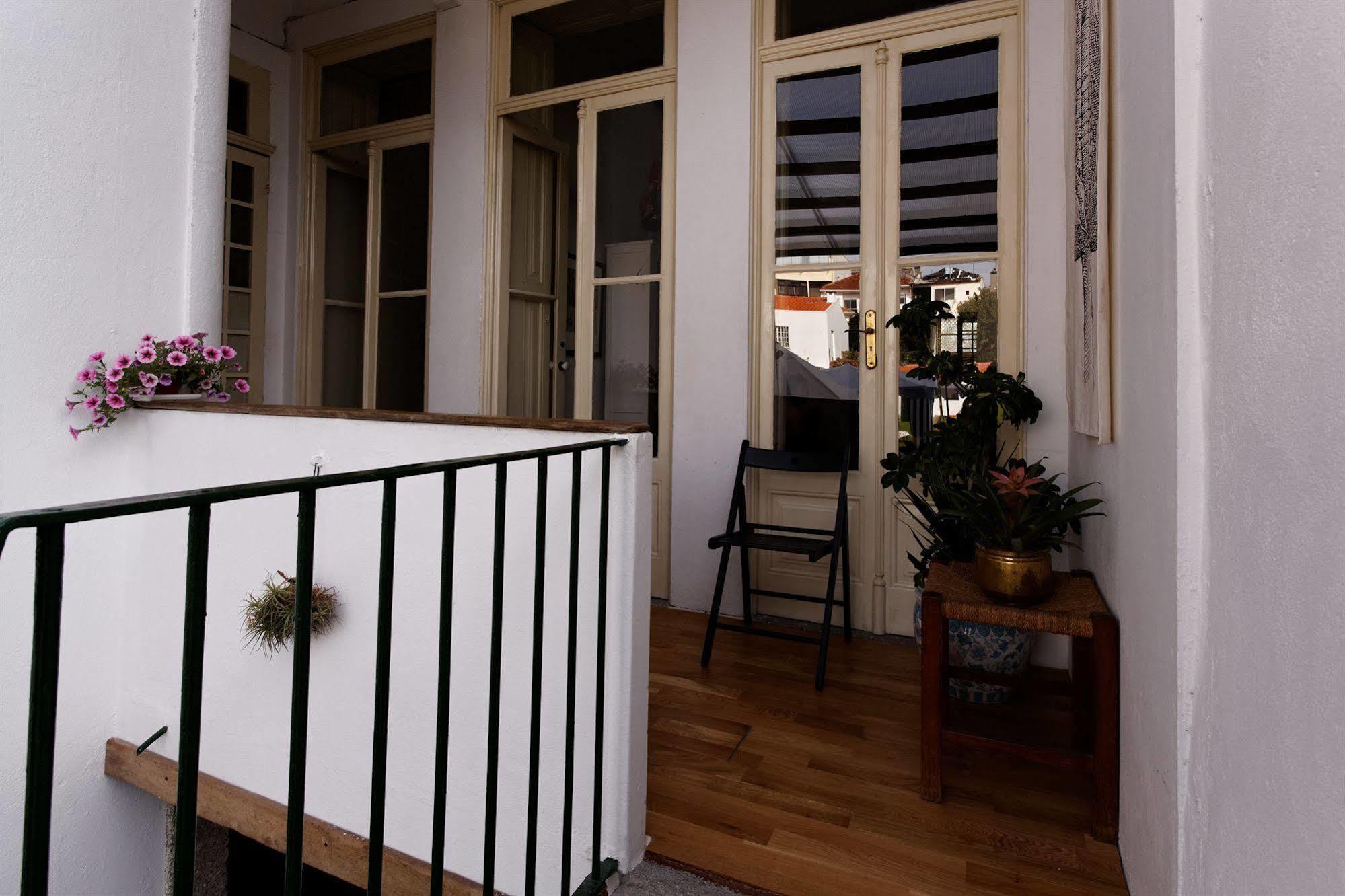 Alvares Cabral Guesthouse Porto Exterior photo